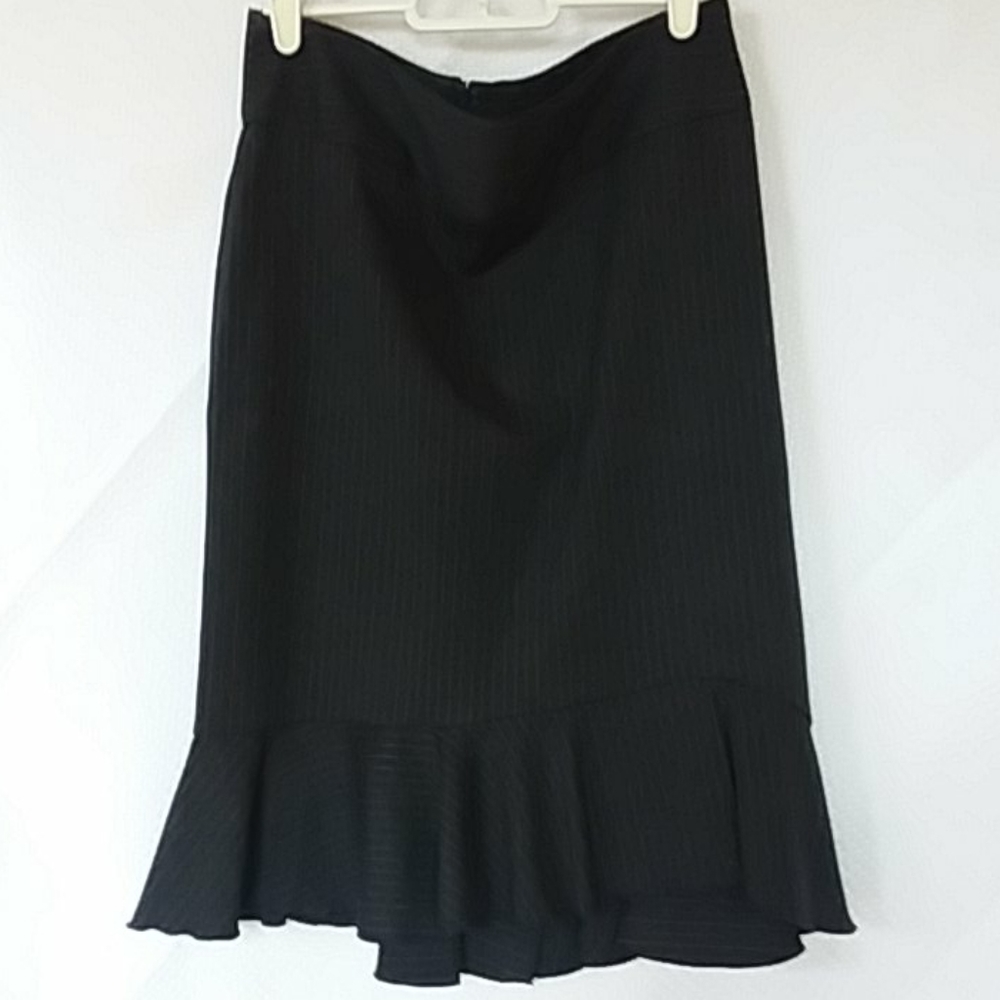 Express pinstripe ruffle bottom skirt